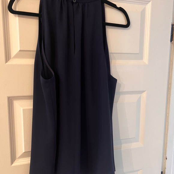 Babaton Navy sleeveless top - brand new with tags - Picture 3 of 3